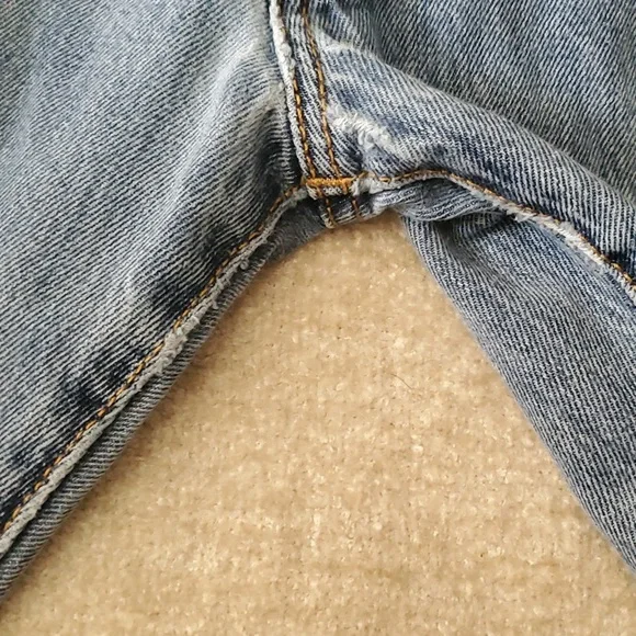 Levis 501 blue highrise button fly jeans size 30 - Picture 13 of 16